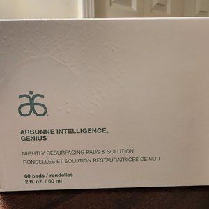 Arbonne Intelligence® Genius Nightly Resurfacing Pads & Solution
